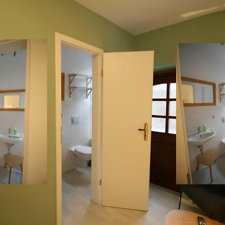 Quarto em Acomodações Particulares Und Ferienzimmer